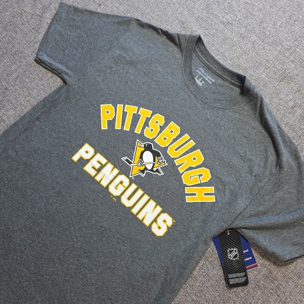 Champion Pittsburgh Penguins Mens T Shirt Short Sleeve Gray New NHL Small - Picture 1 of 8